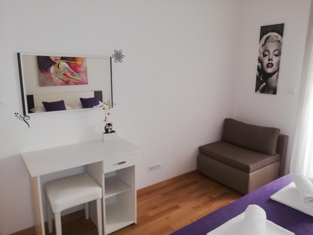 Petra Apartment *